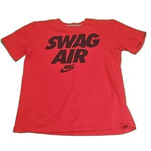 Nike Men's Sportswear Short Sleeve Red "SWAG AIR" Tee Crew Neck Size Large